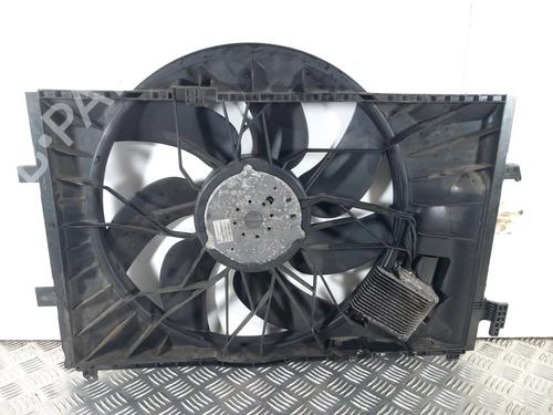 radiator-fan-mercedes-benz-c-class-w203-2000-2001-2002-2003-2004-2005-2006-2007-28737433 main image