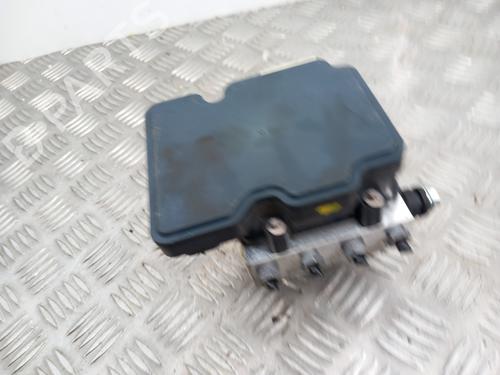 Used ABS pump RENAULT KANGOO III Box Body/MPV 1.5 Blue dCi 95 (FJAB) (95 hp) 28756844