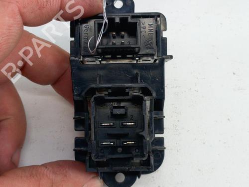 Warning switch SEAT LEON (1P1) 2.0 TDI | BP28773988I22 