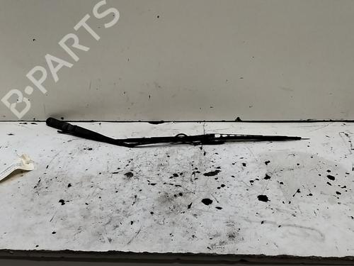 Used Front windshield wiper arm IVECO DAILY IV Van 35C12 V, 35C12 V/P, 35S12 V, 35S12 V/P (116 hp) 28749805