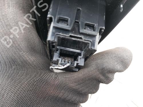 Used Right front window switch Right front window switch MERCEDES-BENZ A-CLASS (W177) A 220 d (177.014) (190 hp) 28736995 28736995