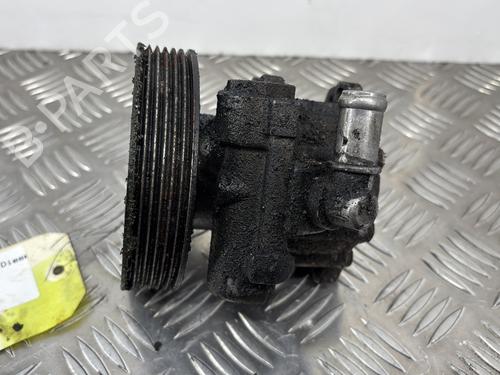 Pompe de direction assistée PEUGEOT EXPERT (224_) 2.0 HDI 16V (109 hp) 28744279