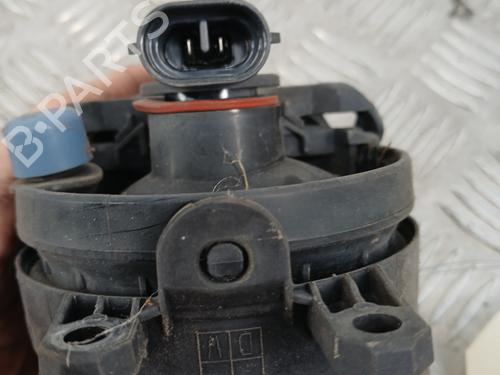 Used Left front fog light Left front fog light TOYOTA COROLLA Verso (ZER_, ZZE12_, R1_) 2.2 D-4D (AUR10_, AUR10R) (136 hp) 30566244 30566244