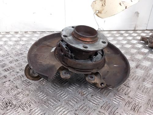 Used Right rear steering knuckle BMW 1 Convertible (E88) 120 d (177 hp) 28737170
