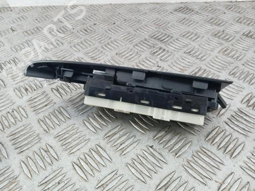 Used Left front window switch Left front window switch 39463878 39463878