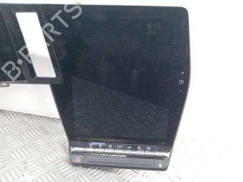 Used Display monitor Display monitor RENAULT MEGANE E-TECH SUV EV60 (BNJ1) (218 hp) 29412344 29412344
