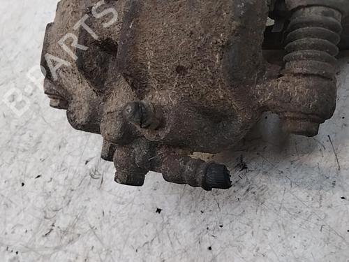 Used Right front brake caliper LAND ROVER FREELANDER I (L314) 2.0 Td4 4x4 (112 hp) 28771179