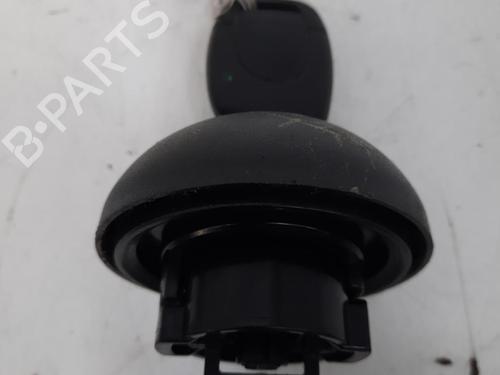 Używane Korek wlewu paliwa RENAULT CLIO II (BB_, CB_) 1.5 dCi (B/CB07) (65 hp) 28758344