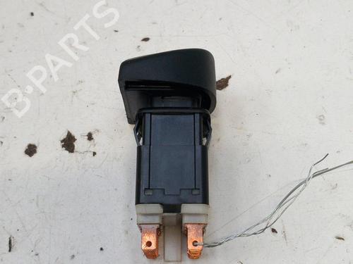 Used Warning switch Warning switch RENAULT MEGANE I (BA0/1_) 1.9 D Eco (BA0A, BA0U, BA0R) (64 hp) 28793849 28793849