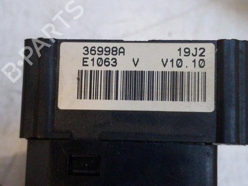 Used Switch Switch RENAULT SCÉNIC I MPV (JA0/1_, FA0_) 1.9 dCi (JA05, JA1F) (102 hp) 28785986 28785986