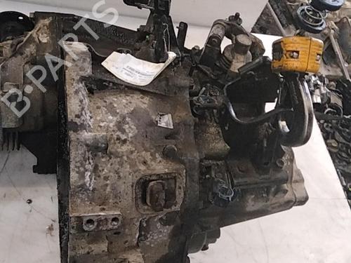 Used Gearbox NISSAN X-TRAIL I (T30) 2.2 dCi 4x4 (136 hp) 28784761