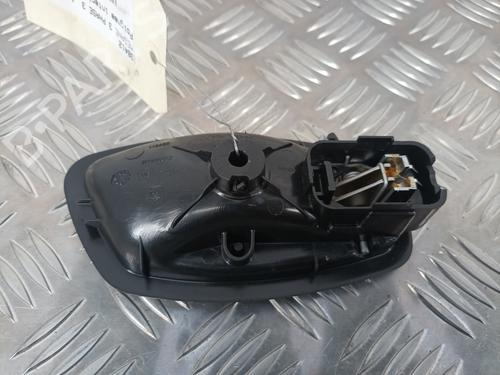 rear-left-interior-door-handle-renault-megane-iii-hatchback-bz01_-b3_-2008-28735704 main image