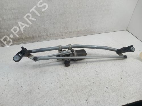 Used Front wiper motor DACIA SANDERO II TCe 90 (B8M1, B8MA, B8AC) (90 hp) 28738581