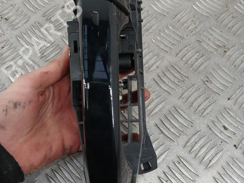 Used Front left exterior door handle PEUGEOT 308 SW III (FC_, FJ_, FR_, F4_, FN_) BlueHDi 130 (FCYHZL, FCYHZT) (131 hp) 30883456