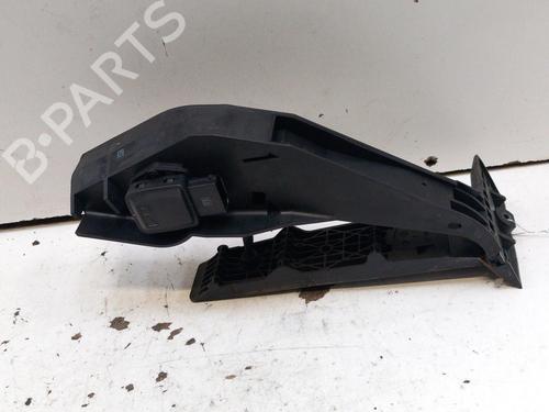 Used Pedal BMW 3 (E90) 318 d (122 hp) 28778359