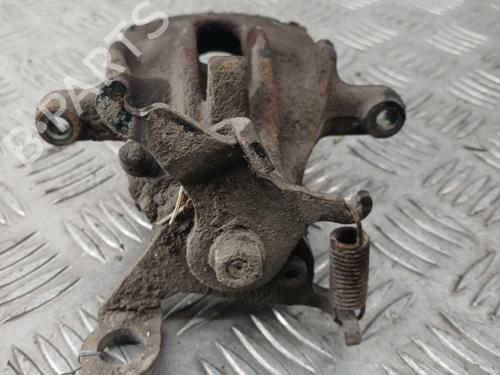 Zacisk hamulca tylnego prawego FORD FOCUS I (DAW, DBW) 1.8 TDCi | BP30752026M106 