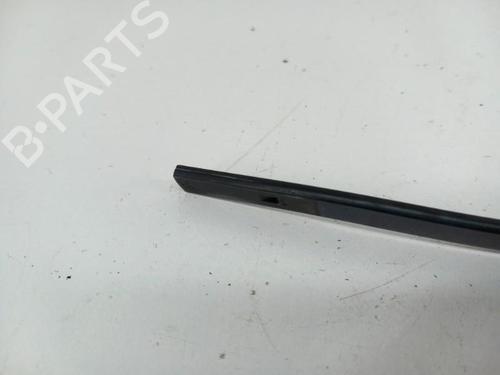Used Front windshield wiper arm Front windshield wiper arm RENAULT SUPER 5 (B/C40_) 1.1 (48 hp) 28741073 28741073