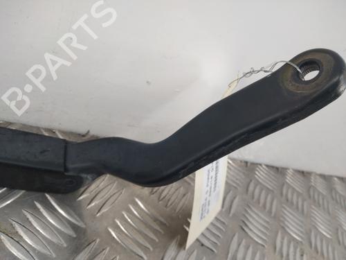 Front windshield wiper arm FORD FIESTA V (JH_, JD_) 1.4 16V | BP28738704C143 