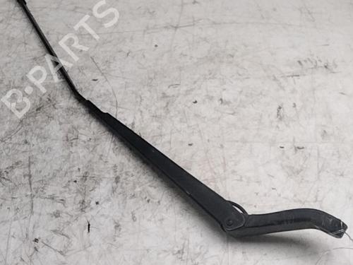 Used Front windshield wiper arm PEUGEOT 407 (6D_) 2.0 HDi 135 (6DRHRH, 6DRHRE, 6DRHRG, 6DRHRJ) (136 hp) 28752926