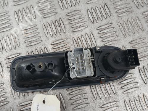 Left front window switch RENAULT CLIO III (BR0/1, CR0/1) 1.2 16V (BR02, BR0J, BR11, CR02, CR0J, CR11) | BP36863086I27 - Image 2