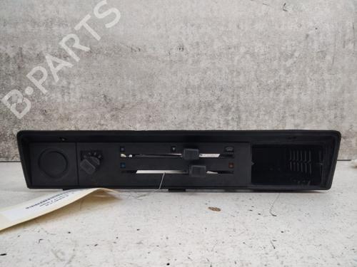 Used Climate control Climate control VW POLO II (86C, 80) 1.0 (45 hp) 28781033 28781033