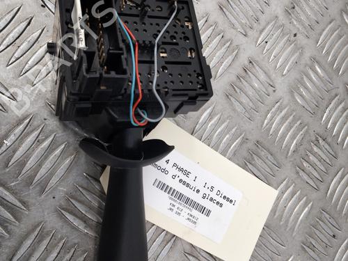 Steering column stalk RENAULT CLIO IV (BH_) 1.5 dCi 75 | BP28736241I23