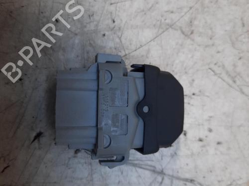 Used Right front window switch RENAULT MEGANE II (BM0/1_, CM0/1_) 1.5 dCi (BM02, BM13, BM2A, CM02, CM13) (101 hp) 28748603