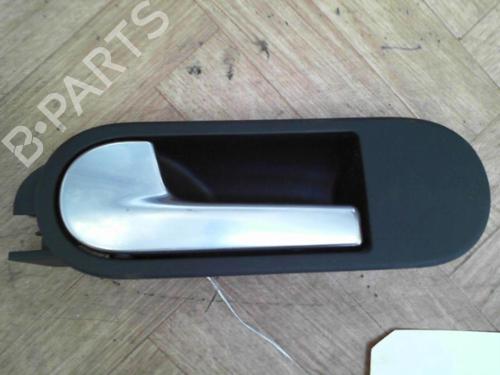 Venstre bak invendig håndtak VW GOLF PLUS V (5M1, 521) 1.9 TDI (105 hp) 28766109