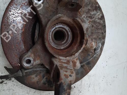 Left front steering knuckle LAND ROVER FREELANDER I (L314) 2.0 Td4 4x4 | BP28786707M25