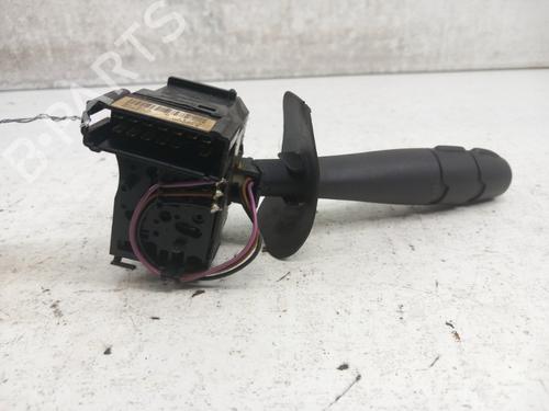 switch-renault-clio-ii-hatchback-van-sb012_-1998-28781654 main image