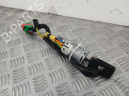 Used Ignition barrel Ignition barrel PEUGEOT 1007 (KM_) 1.6 16V (109 hp) 38607195 38607195