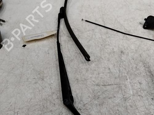 Used Front windshield wiper arm CITROËN C4 II (NC_) 1.6 HDi 90 (92 hp) 28762945