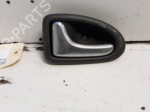 Used Rear left interior door handle Rear left interior door handle RENAULT SCÉNIC I MPV (JA0/1_, FA0_) 1.9 dCi (JA05, JA1F) (102 hp) 28770580 28770580