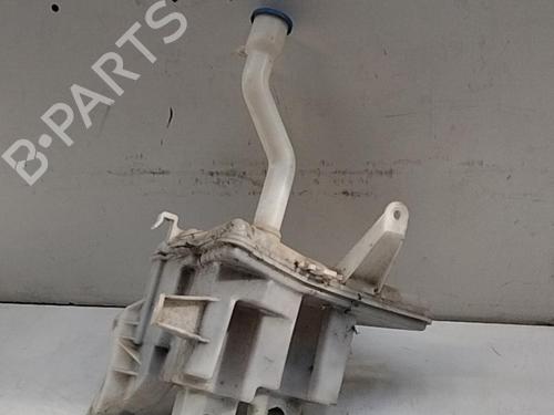 Used Windscreen washer tank TOYOTA AURIS (_E15_) 1.4 D-4D (NDE150_, NDE150R) (90 hp) 28775711