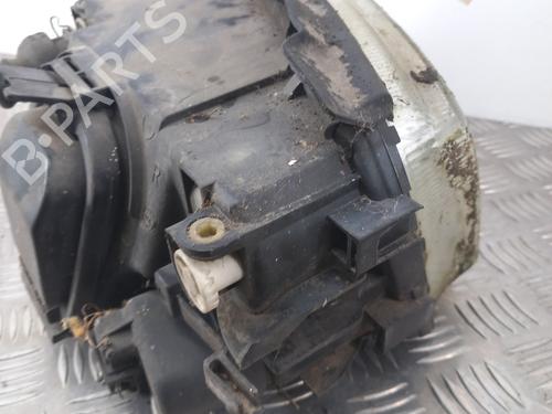 right-headlight-audi-a4-b5-8d2-1994-1995-1996-1997-1998-1999-2000-2001-28744337 main image