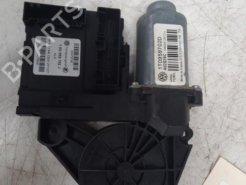 Used Right front window motor Right front window motor VW TOURAN (1T1, 1T2) 1.9 TDI (105 hp) 28790096 28790096