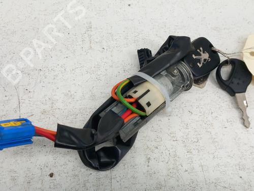 Used Ignition barrel PEUGEOT 206+ (2L_, 2M_) 1.4 HDi eco 70 (68 hp) 28772684