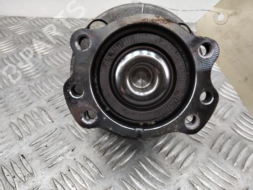 Used Right rear steering knuckle FORD FIESTA VII (HJ, HF) 1.0 EcoBoost (95 hp) 28736057