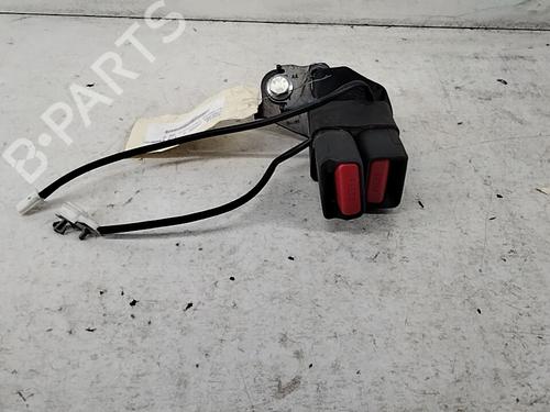 Used Seat buckle RENAULT KADJAR (HA_, HL_) 1.3 TCe 140 (HLNB, HLN1) (140 hp) 28780673