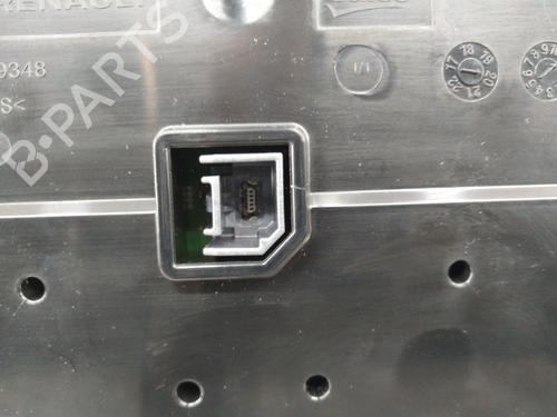 Used Display monitor Display monitor RENAULT KADJAR (HA_, HL_) 1.5 BLUE dCi 115 (HLA6) (116 hp) 28736902 28736902