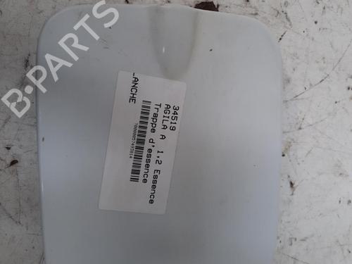 Fuel flap OPEL AGILA A (H00) 1.2 16V (F68) | BP28776561C131 