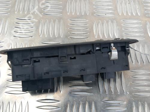 Left front window switch PEUGEOT 208 I (CA_, CC_) 1.6 HDi | BP28744918I27 