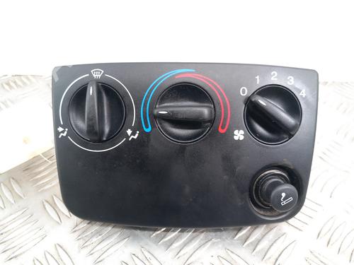 AC-Styringsenhed/Manøvreenhed FORD FIESTA IV (JA_, JB_) 1.8 DI (75 hp) 29843939