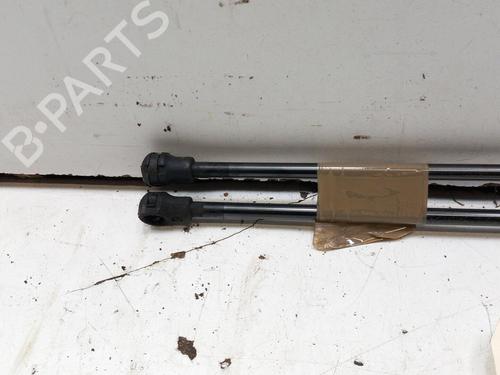 Used Tailgate lift support Tailgate lift support PEUGEOT 208 I (CA_, CC_) 1.4 HDi (68 hp) 28793618 28793618