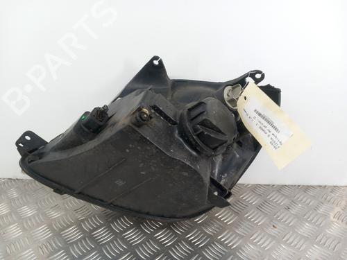 Right headlight FORD FIESTA V (JH_, JD_) 1.4 TDCi | BP28739003C29 