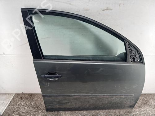 Used Right front door Right front door 38943555 38943555
