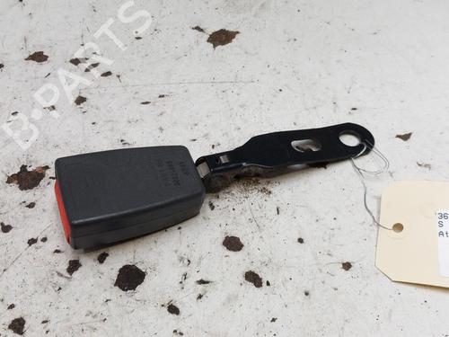 Engache cinturón Engache cinturón VOLVO S40 I (644) 1.9 TD (90 hp) 28778448 28778448