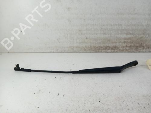 Used Front windshield wiper arm VW TOURAN (1T1, 1T2) 1.9 TDI (105 hp) 28740202