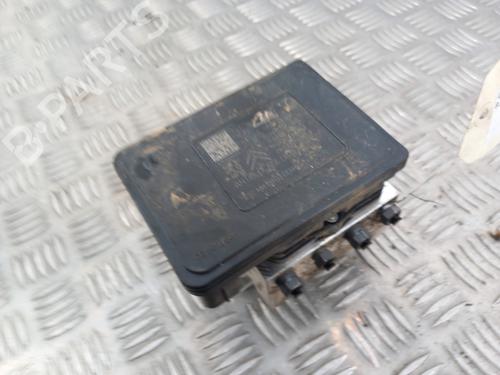 Used ABS pump PEUGEOT 208 I (CA_, CC_) 1.4 HDi (68 hp) 28756903