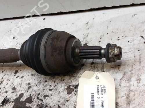 Used Left front driveshaft Left front driveshaft RENAULT LAGUNA I (B56_, 556_) 1.6 16V (B568, B561) (107 hp) 28778468 28778468